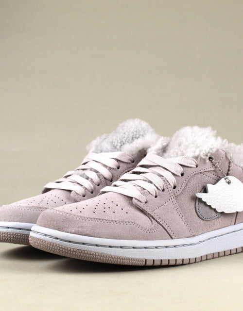 Load image into Gallery viewer, Air Jordan 1 Low SE Sherpa Fleece Grey DO0750-002 Women&#39;S Size 6.5 Shoes #311B
